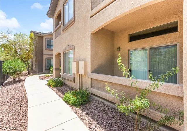 Listing Photo 3 - Condo for sale in building located at 8805 Jeffreys St, Las Vegas, NV 89123 - Unit #1114