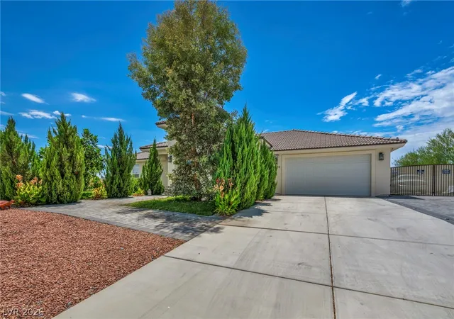 Photo 2 of Single family home for sale at 6680 Greenbriar Ct, Pahrump, NV 89061 | MLS# 2802618 | Listing updated on 2026-09-04