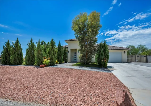 Photo 3 of Single family home for sale at 6680 Greenbriar Ct, Pahrump, NV 89061 | MLS# 2802618 | Listing updated on 2026-09-04