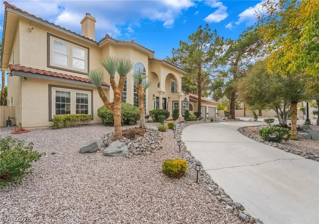 Photo 1 of Single family home for sale at 7525 Eldora Ave, Las Vegas, NV 89117 | MLS# 2802714 | Listing updated on 2026-10-06