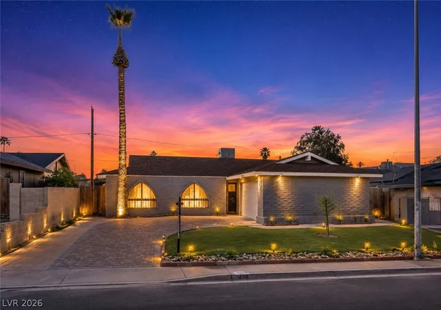 Photo 3 of Single family home for sale at 4516 E Flamingo Rd, Las Vegas, NV 89121 | MLS# 2802767 | Listing updated on 2026-09-03