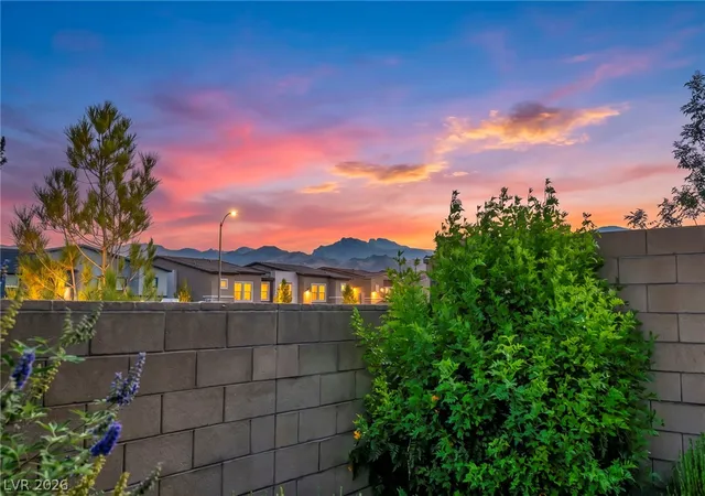 Photo 3 of Single family home for sale at 10971 Bristol Park Ave, Las Vegas, NV 89166 | MLS# 2803109 | Listing updated on 2026-09-12