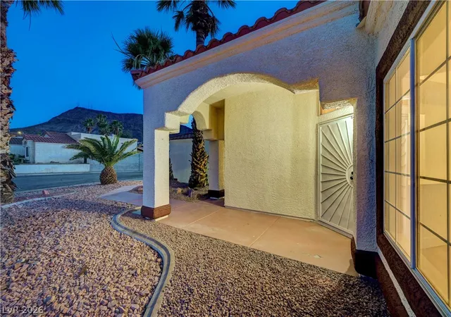Photo 2 of Single family home for sale at 400 Breeze Way, Henderson, NV 89015 | MLS# 2802700 | Listing updated on 2026-09-10