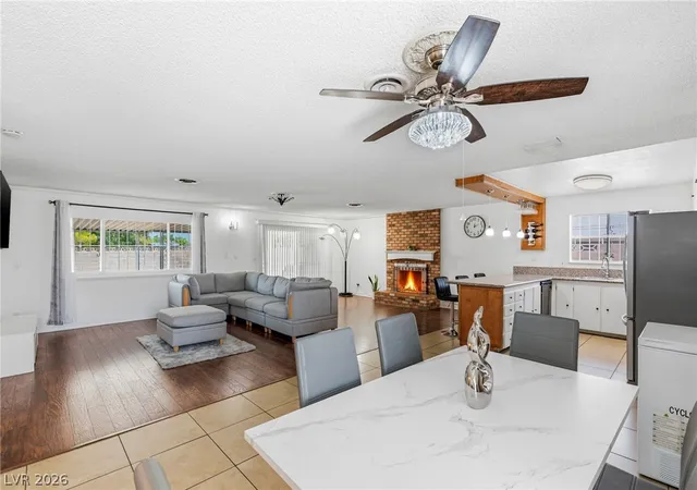 Photo 3 of Single family home for sale at 3948 Oakhill Ave, Las Vegas, NV 89121 | MLS# 2802728 | Listing updated on 2026-08-30