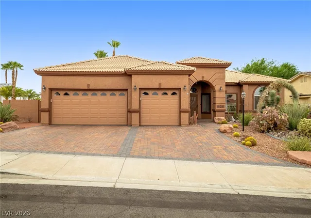 Photo 1 of Single family home for sale at 824 Sandsprings St, Henderson, NV 89011 | MLS# 2803241 | Listing updated on 2026-08-30