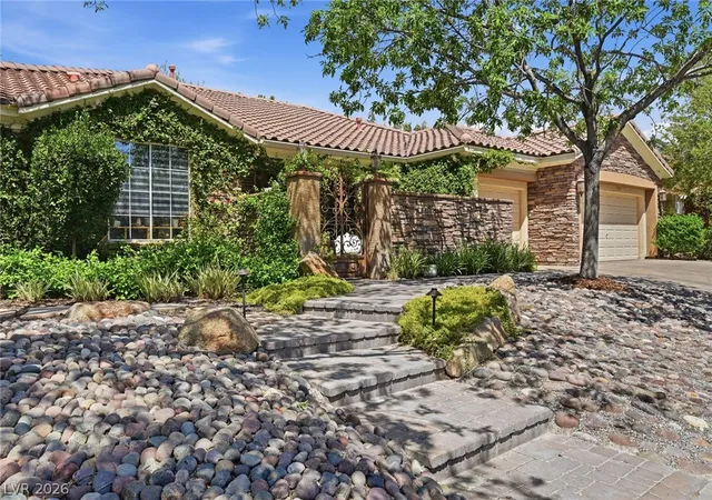 Photo 1 of Single family home for sale at 2753 Vikings Cvs Ln, Las Vegas, NV 89117 | MLS# 2802878 | Listing updated on 2026-09-25
