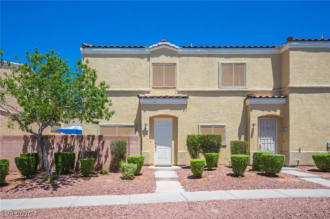 Listing Photo 2 - Condo for sale in 6313 Sandy Ridge St located at 6313 Sandy Ridge St, North Las Vegas, NV 89081 - Unit #101
