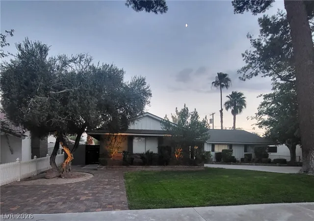 Photo 36 of Single family home for sale at 2917 Colanthe Ave, Las Vegas, NV 89102 | MLS# 2802770 | Listing updated on 2026-09-17