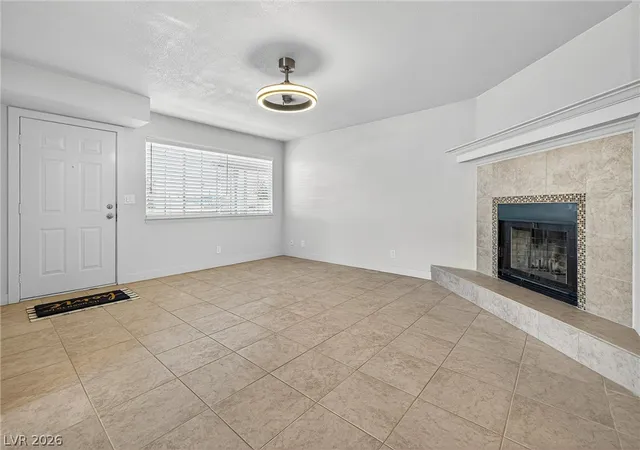 Photo 3 of Condo for sale at 5330 Rod Ct #102, Las Vegas, NV 89122 | MLS# 2803327 | Listing updated on 2026-10-03