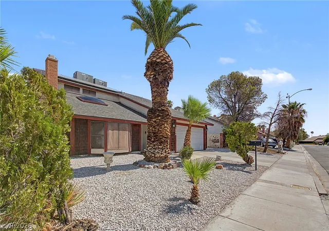Photo 4 of Single family home for sale at 1884 Roxbury Ln, Las Vegas, NV 89119 | MLS# 2803357 | Listing updated on 2026-09-04