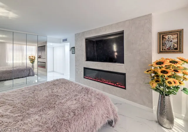 Photo 4 of Condo for sale at 205 E Harmon Ave #507, Las Vegas, NV 89169 | MLS# 2802210 | Listing updated on 2026-09-11