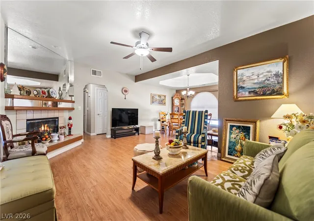 Photo 3 of Condo for sale at 1419 Santa Margarita St #D, Las Vegas, NV 89146 | MLS# 2802656 | Listing updated on 2026-09-12