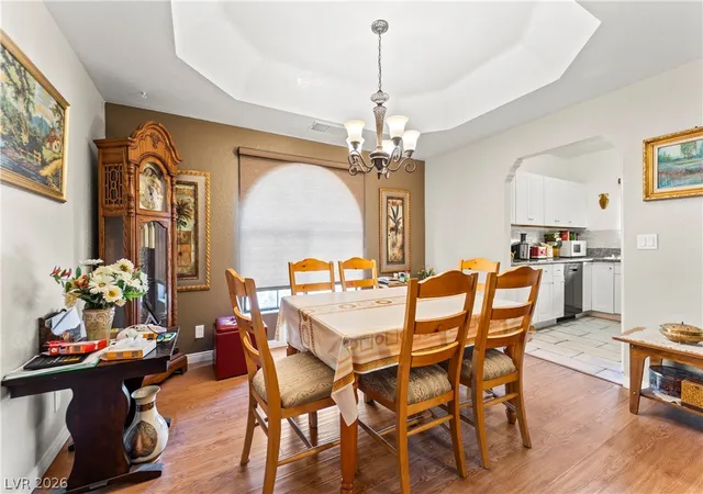 Listing Photo 5 - Condo for sale in building located at 1419 Santa Margarita St, Las Vegas, NV 89146 - Unit #D