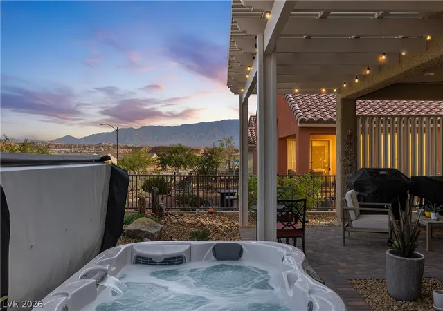 Photo 1 of Single family home for sale at 945 Outlook Trl, Mesquite, NV 89034 | MLS# 2803775 | Listing updated on 2026-09-28