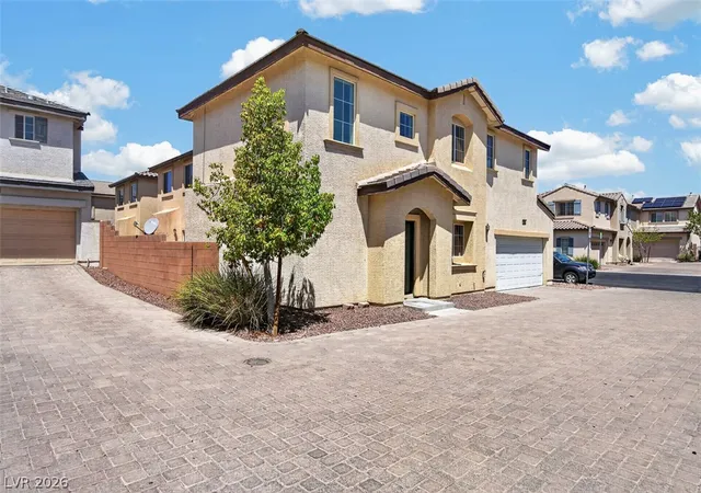 Photo 2 of Sale Pending at 1005 Shades End Ave, North Las Vegas, NV 89081 | MLS# 2803814 | Listing updated on 2026-10-01
