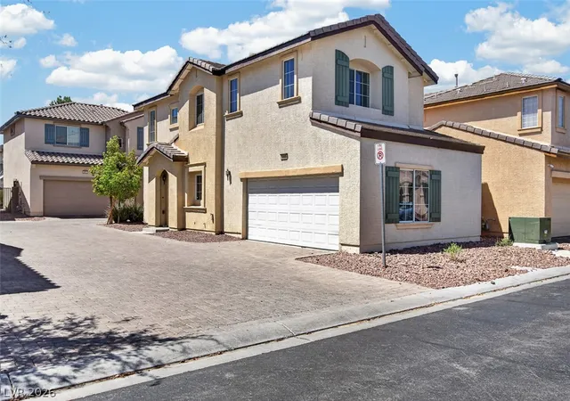 Photo 3 of Sale Pending at 1005 Shades End Ave, North Las Vegas, NV 89081 | MLS# 2803814 | Listing updated on 2026-10-01