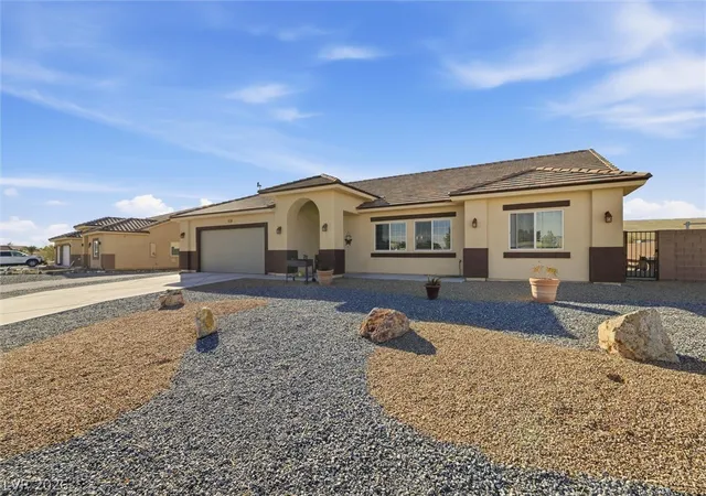 Photo 3 of Single family home for sale at 4800 Honey Locust Dr, Pahrump, NV 89061 | MLS# 2803908 | Listing updated on 2026-09-08