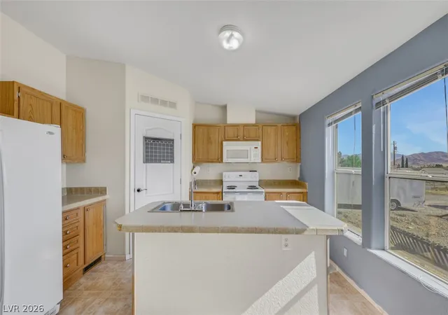 Photo 3 of Manufactured home for sale at 1550 Sky Rd, Indian Springs, NV 89018 | MLS# 2803571 | Listing updated on 2026-09-15