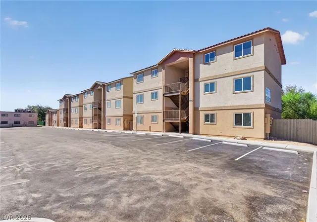 Listing Photo 5 - Condo for sale in building located at 2313 Seco Adobe Cir, North Las Vegas, NV 89030