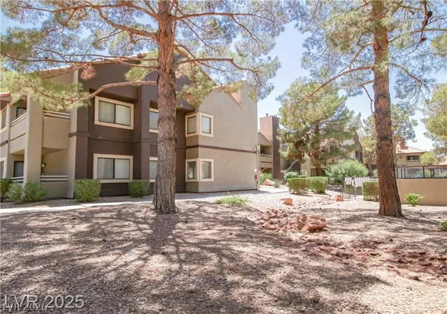 Photo 3 of Sale Pending at 5042 S Rainbow Blvd #103, Las Vegas, NV 89118 | MLS# 2804210 | Listing updated on 2026-09-10