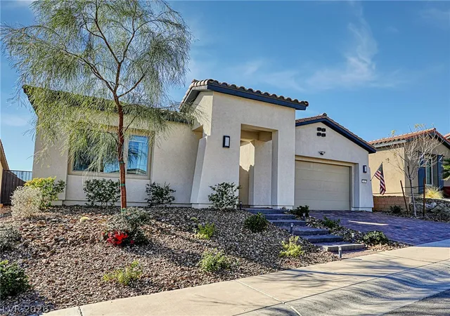 Photo 1 of Single family home for sale at 43 Autumn Palm Ave, Henderson, NV 89011 | MLS# 2803675 | Listing updated on 2026-10-03