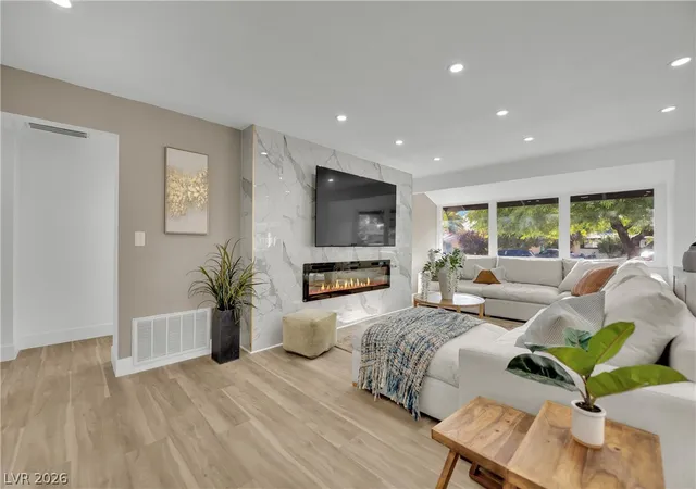 Photo 3 of Single family home for sale at 502 Park Way, Las Vegas, NV 89106 | MLS# 2804547 | Listing updated on 2026-09-25