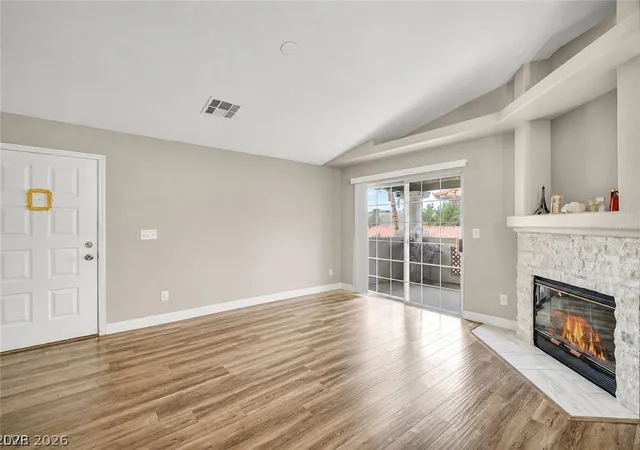 Listing Photo 4 - Condo for sale in building located at 3424 Winterhaven St, Las Vegas, NV 89108 - Unit #201