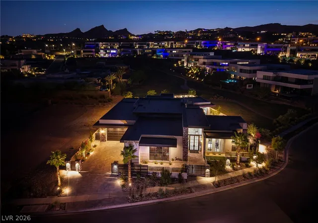 Photo 2 of Mansion for sale at 13 Rainbow Point Pl, Henderson, NV 89011 | MLS# 2803661 | Listing updated on 2026-09-05