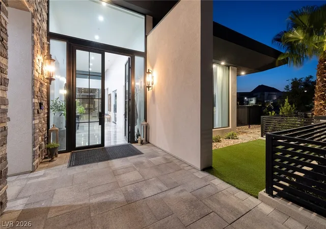Photo 3 of Mansion for sale at 13 Rainbow Point Pl, Henderson, NV 89011 | MLS# 2803661 | Listing updated on 2026-09-05