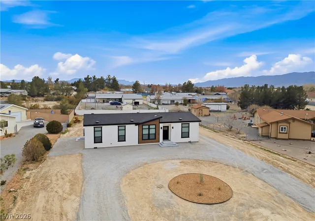Photo 2 of Manufactured home for sale at 5621 E Saddletree Rd, Pahrump, NV 89061 | MLS# 2802577 | Listing updated on 2026-09-24