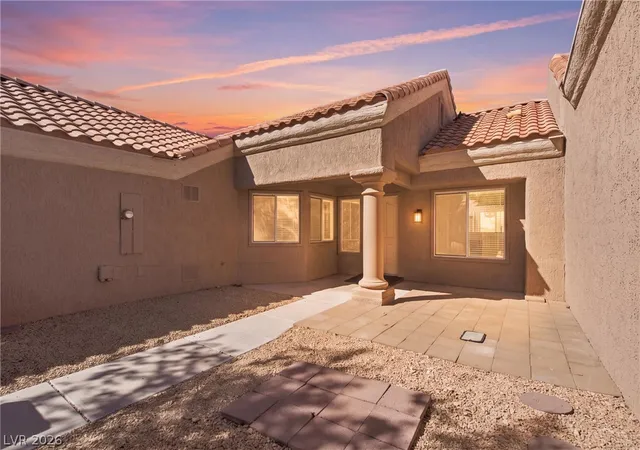 Photo 3 of Townhouse for sale at 8612 Prairie Hl Dr, Las Vegas, NV 89134 | MLS# 2804952 | Listing updated on 2026-09-11