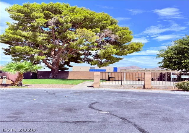 Photo 2 of Manufactured home for sale at 4182 Queen Isabel Ct, Las Vegas, NV 89115 | MLS# 2803981 | Listing updated on 2026-09-09