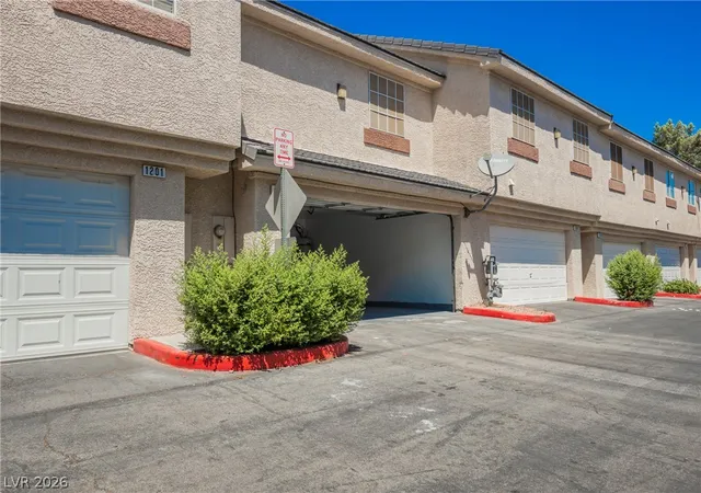 Photo 2 of Sale Pending at 1205 Nevada Sky St, Las Vegas, NV 89128 | MLS# 2805220 | Listing updated on 2026-09-08