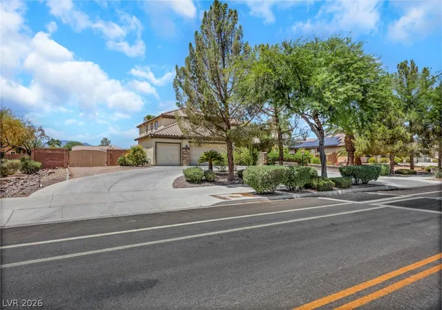 Photo 3 of Single family home for sale at 8101 Bradley Rd, Las Vegas, NV 89131 | MLS# 2803969 | Listing updated on 2026-10-07