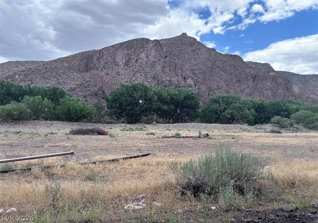 Photo 1 of Single family home for sale at 200 Clover Crk Rd, Caliente, NV 89008 | MLS# 2804578 | Listing updated on 2026-09-12