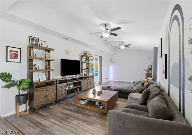 Photo 3 of Single family home for sale at 3081 Cornellia St, Las Vegas, NV 89146 | MLS# 2804749 | Listing updated on 2026-09-25