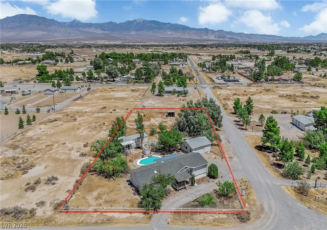 Photo 2 of Manufactured home for sale at 271 Monta Ln, Pahrump, NV 89060 | MLS# 2805089 | Listing updated on 2026-09-16