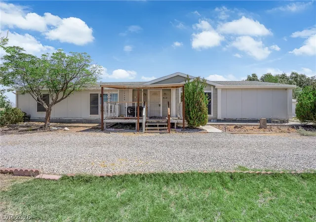 Photo 3 of Manufactured home for sale at 271 Monta Ln, Pahrump, NV 89060 | MLS# 2805089 | Listing updated on 2026-09-16