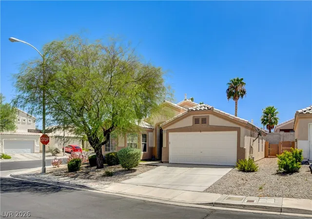 Photo 3 of Single family home for sale at 299 Deerleap Cir, Henderson, NV 89052 | MLS# 2804564 | Listing updated on 2026-09-02