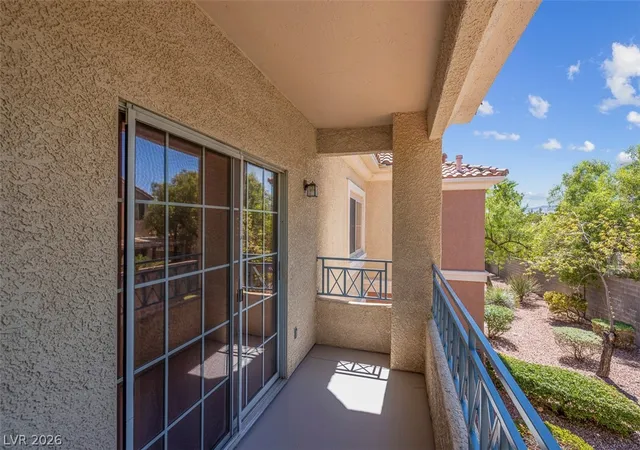Listing Photo 4 - Condo for sale in building located at 353 Amber Pine St, Las Vegas, NV 89144 - Unit #203