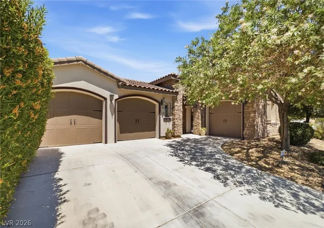 Photo 3 of Single family home for sale at 4384 Deliza Ln, Pahrump, NV 89061 | MLS# 2805149 | Listing updated on 2026-09-18