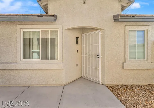 Photo 3 of Single family home for sale at 4375 Pittsfield St, Las Vegas, NV 89115 | MLS# 2805363 | Listing updated on 2026-09-17
