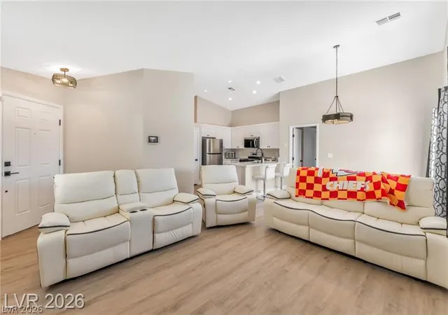 Photo 4 of Single family home for sale at 4375 Pittsfield St, Las Vegas, NV 89115 | MLS# 2805363 | Listing updated on 2026-09-17