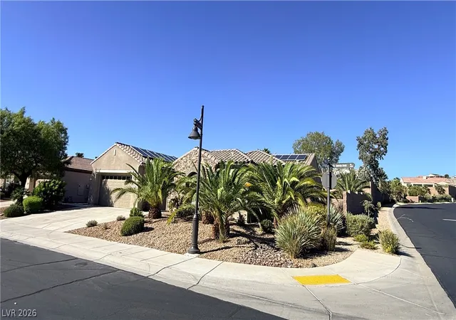 Photo 3 of Single family home for sale at 2424 Antrim Irish Dr, Henderson, NV 89044 | MLS# 2805484 | Listing updated on 2026-09-25
