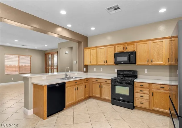 Photo 4 of Single family home for sale at 2627 Dirleton Pl, Henderson, NV 89044 | MLS# 2805075 | Listing updated on 2026-10-05