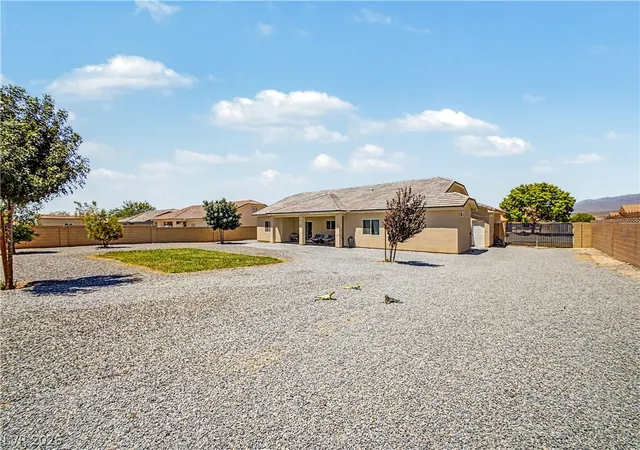 Photo 4 of Single family home for sale at 5081 Graystone Dr, Pahrump, NV 89061 | MLS# 2805564 | Listing updated on 2026-09-19