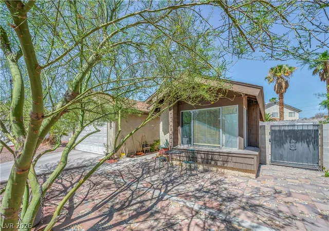 Photo 3 of Single family home for sale at 4163 Honeycomb Dr, Las Vegas, NV 89147 | MLS# 2805383 | Listing updated on 2026-10-01