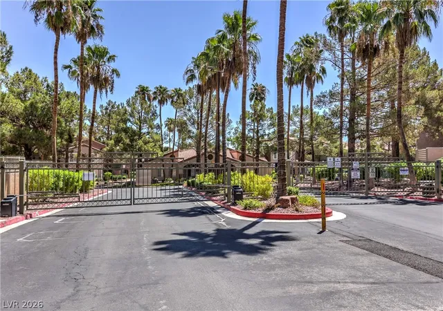 Listing Photo 5 - Condo for sale in building located at 2101 Blue Breeze Dr, Las Vegas, NV 89128 - Unit #107