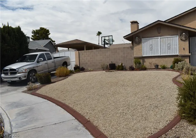 Photo 2 of Single family home for sale at 5820 La Jolla Way, Las Vegas, NV 89108 | MLS# 2805672 | Listing updated on 2026-08-31