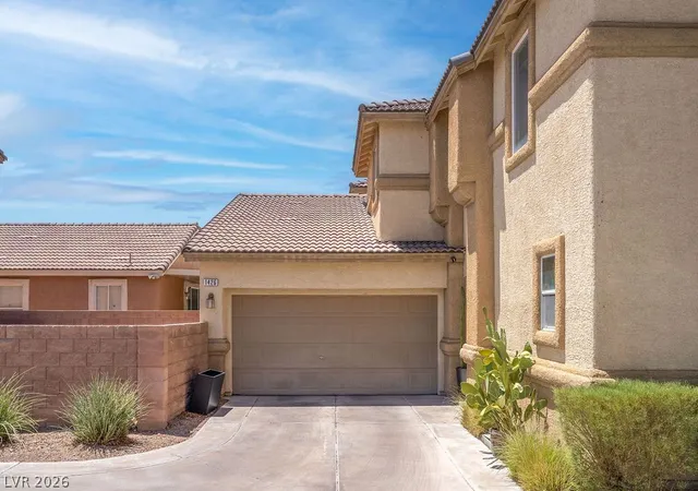 Photo 2 of Single family home for sale at 1426 Evening Song Ave, Henderson, NV 89012 | MLS# 2805225 | Listing updated on 2026-09-07